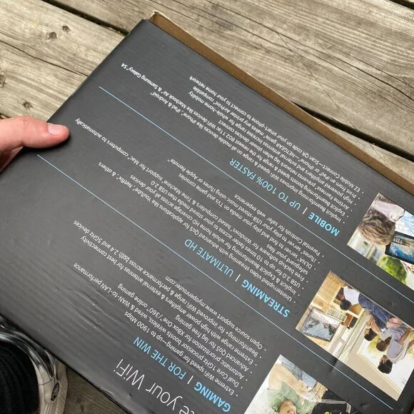 NETGEAR Nighthawk AC1900 Smart Wifi Router R7000 - Picture 7 of 9